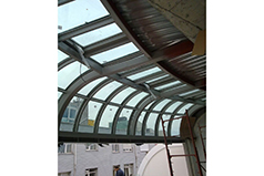 Çelik konstrüksiyon çatı uygulaması